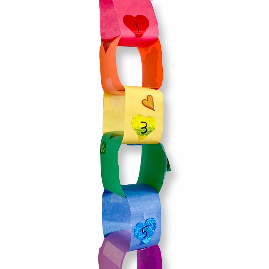 Countdown Chain for Love Day - DIY - Playgarden Online