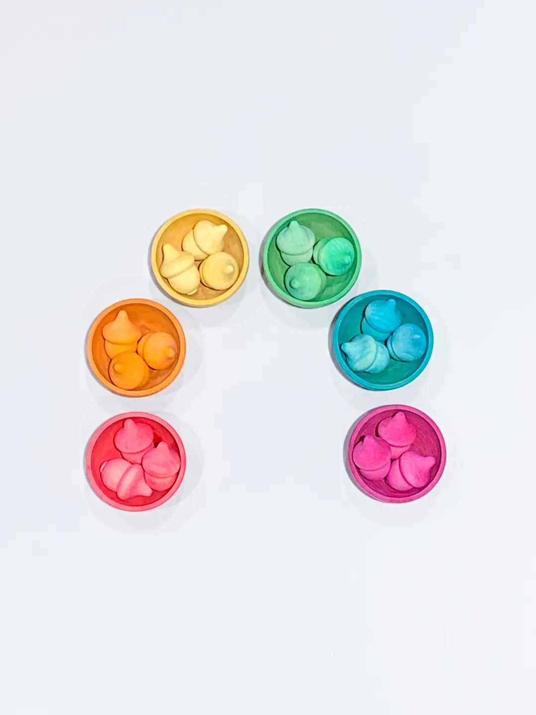 Dyed Rainbow Acorns in Bowls - DIY - Playgarden Online