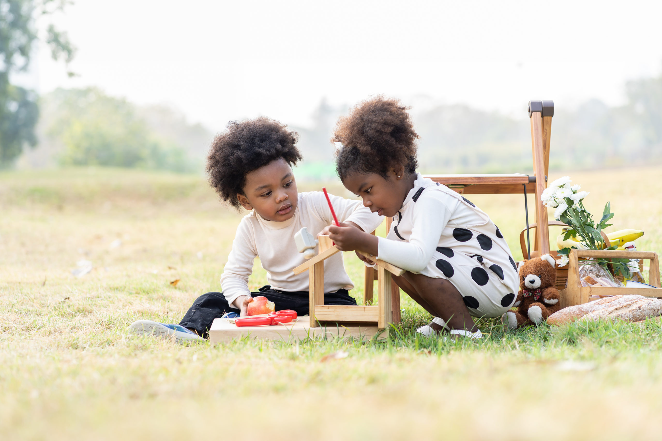 5 Outdoor Activities for You and Your Little One To Do This Summer - Playgarden Online